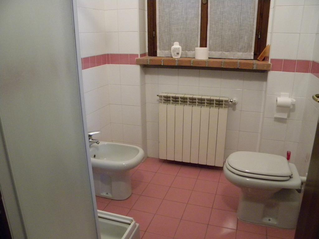 Le Petit Fleur Hotel Bareggio Værelse billede