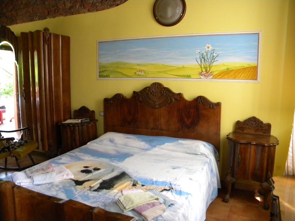 Le Petit Fleur Hotel Bareggio Værelse billede